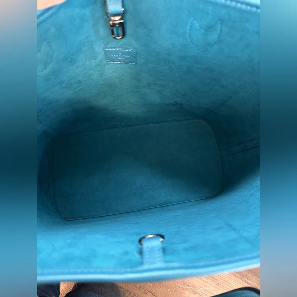 Louis Vuitton Epi Leather Neverfull MM in Teal